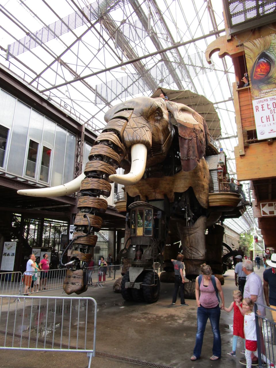 The mechanical elephant